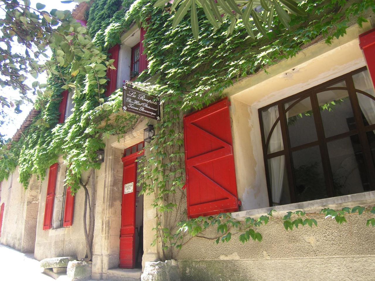 Hotel Les Remparts Venasque Exterior foto
